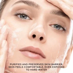 Abeille Royale Honey Treatment Cleansing