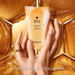Abeille Royale Honey Treatment Cleansing