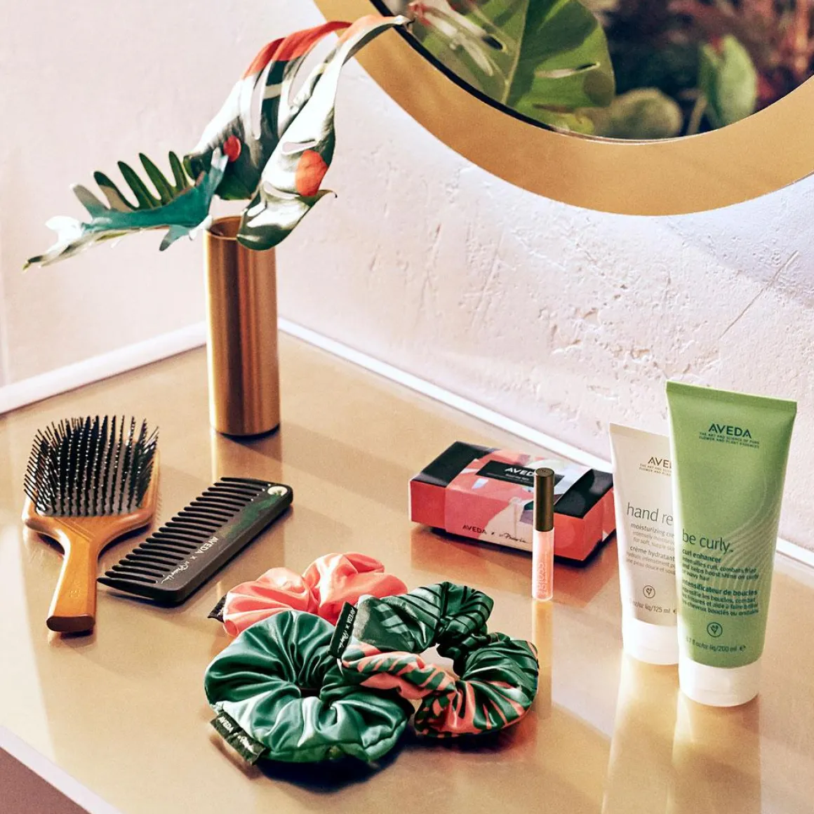 Aveda Paddle Brush Kopen