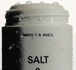 Neroli & Basil 75g. deodorant van Salt & Stone